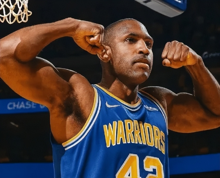 开云入口-格林替代性太强！波斯特霍福德能护框，理查德能库里组织，弃用吧|德雷蒙德·格林|艾尔·霍福德|勇士|斯蒂芬·库里|艾尔-霍福德_新浪体育_新浪新闻